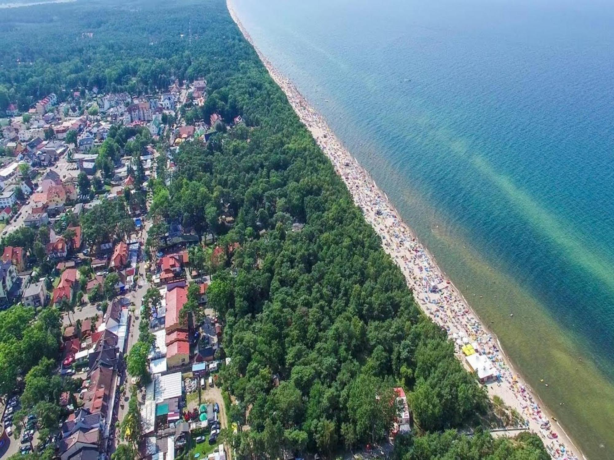Spacious Holiday Homes Near The Beach In Pobierowo Exterior foto